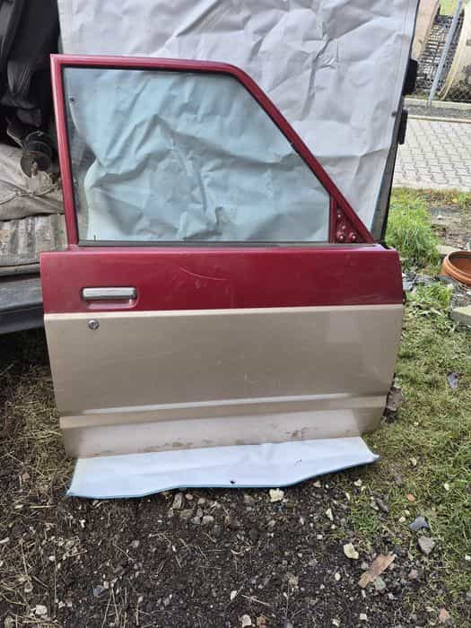 Nissan Patrol y60 drzwi prawe