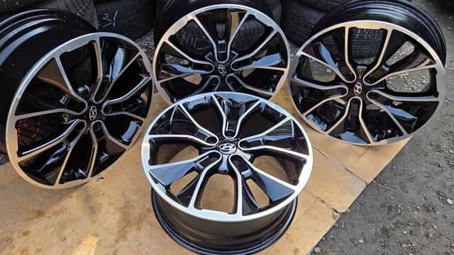 Felgi HYUNDAI i30 KONA N TUCSON VELOSTER IoniQ Elantra 19 ET55 5x114,3