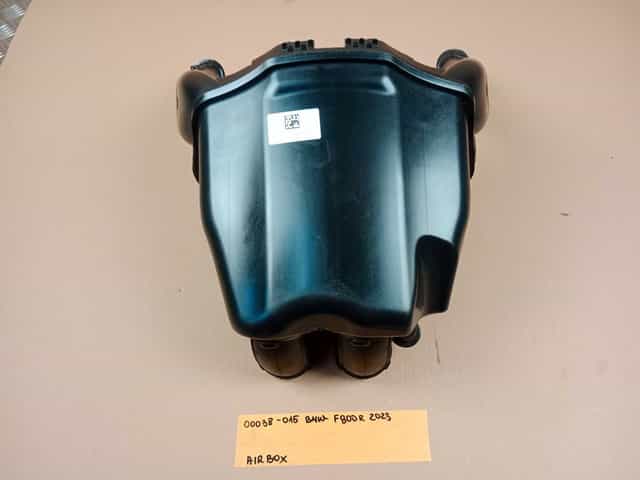 BMW F900R K83 AirBox Air Box Obudowa Filtra Wloty Powietrza 2023