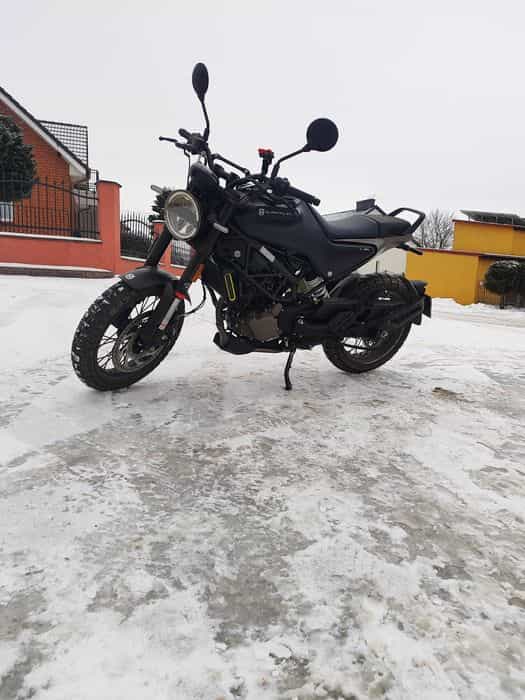 Husqvarna svartpilen 125