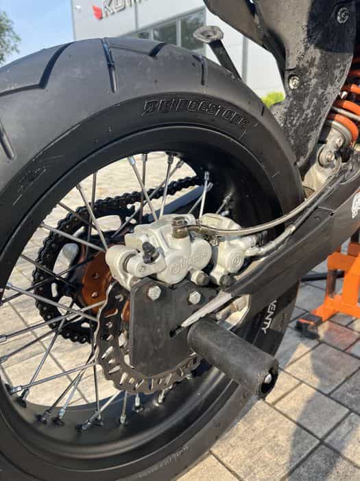 Handbrake supermoto enduro adapter pompa zacisk brembo ktm husqvarna