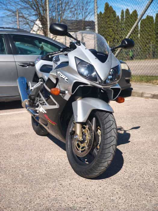 Honda CBR F4i sport