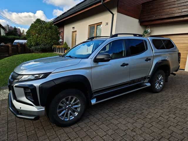 Mitsubishi L200 STARK, 4lata gwarancji, Bezwypadkowy, Odstąpię Leasing