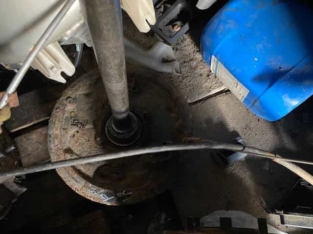 Toyota 4runner 3- generacja od 1996 rok półoś tył