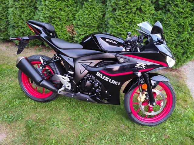 Suzuki GSX R 125 2024 ROK Transport