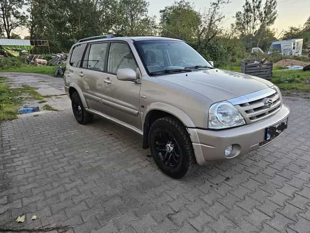 Suzuki grand vitara XL7 2.7 v6 zadbana bixenon kamera android 4x4