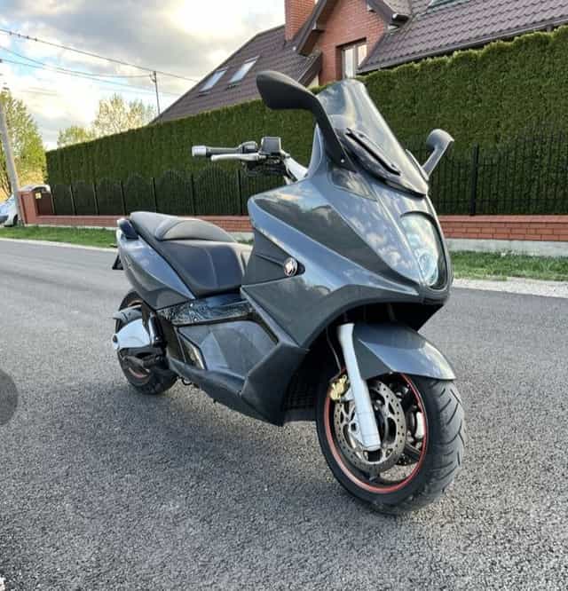 Piękna Gilera Gp800 (Sprilia Srv 850(bmw, x10,xmax)