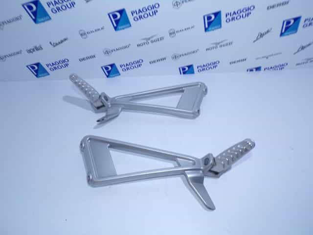 Komplet Set Pasażera Sety Prawy i Lewy Aprilia RS660 Tuono 660 Orygin.