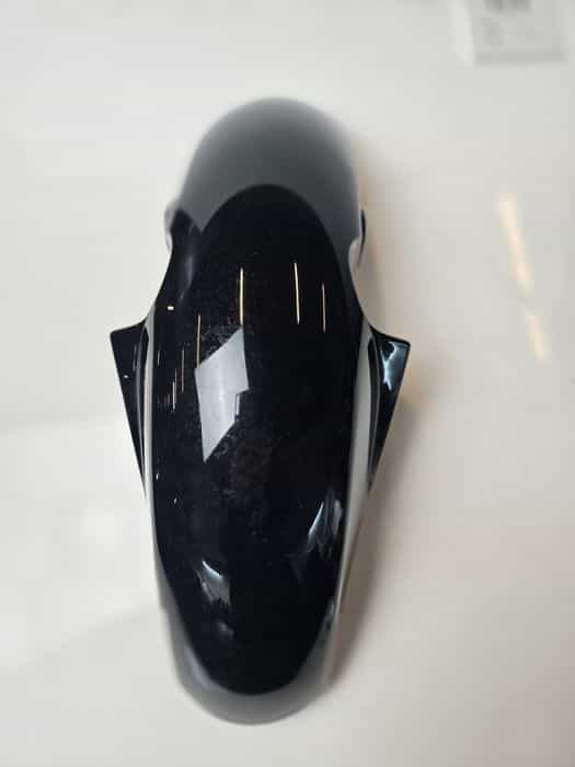 Błotnik przedni suzuki gsx-s gsxr 125 czarny ładny