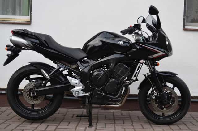YAMAHA FZ6 Fazer 600 S2 2009