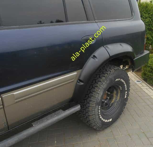 Nissan Patrol Y61 - 5 drzwi krótki GU2 GU3 GR GR2 poszerzenia nadkoli