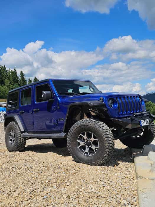 Jeep Rubicon 3.6 bezyna 40.000km stan idealny