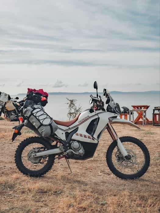 Honda CRF 300 Rally 2021 - oklejona, obniżona - NOWA CENA 17k