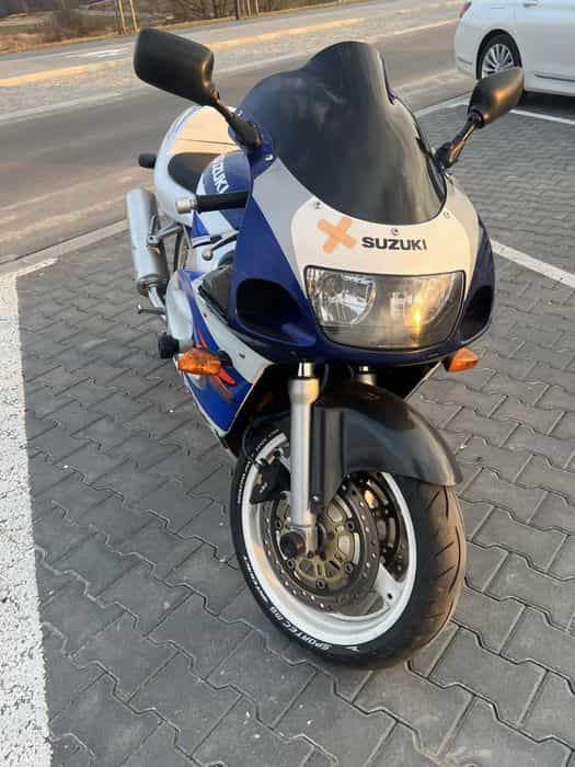 Suzuki gsxr 600 750