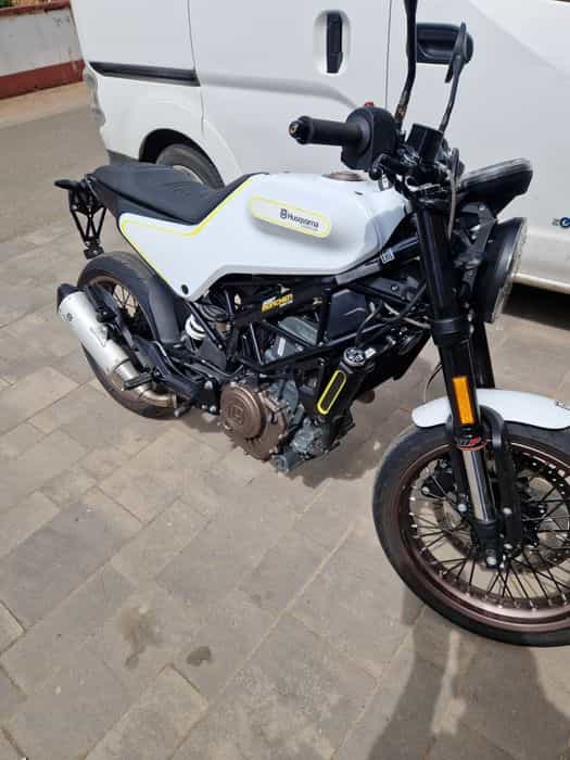 Husqvarna Vitpilen 401