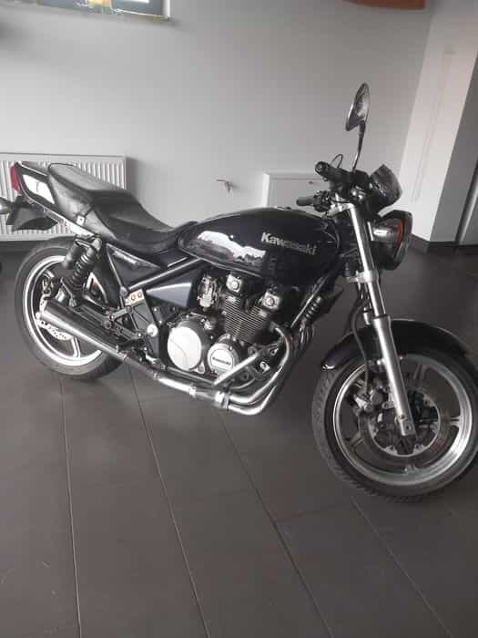 Motor Kawasaki Zephyr 550