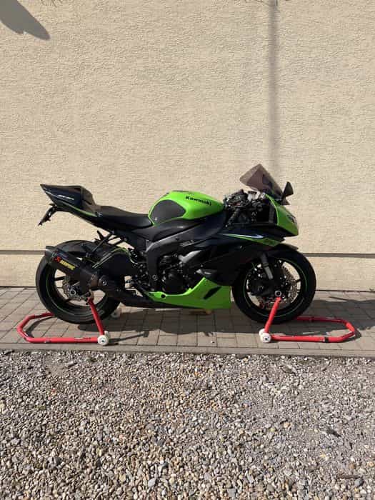 Kawasaki ZX-6R Performance Edition