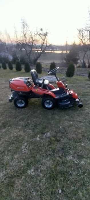 Husqvarna rider r214tc