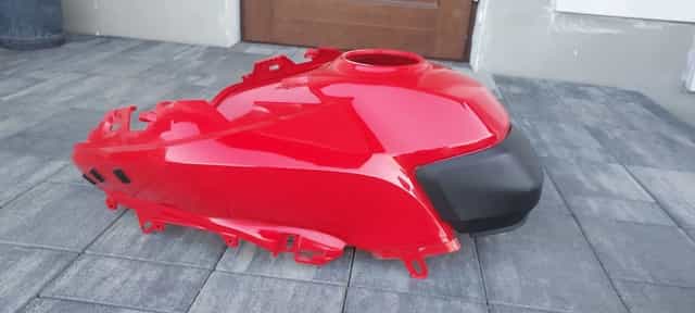 Owiewka osłona zbiornika paliwa nakładka Ducati Multistrada 950