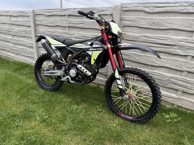 Fantic XMF XEF Racing 125 Enduro Wtrysk Niski przebieg Prawko B lub A1