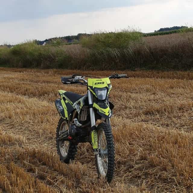 Cross Asix 300 xb88  2025r 49mth OKAZJA!