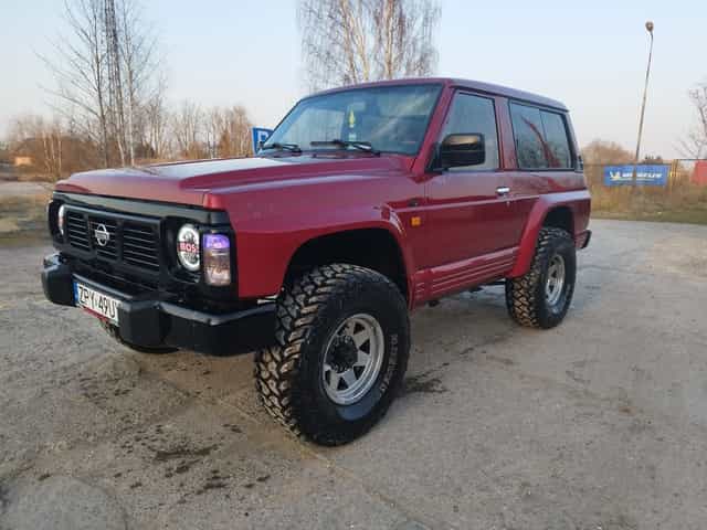 Nissan Patrol Y60 SLX  V8 Mercedes 97 rok
