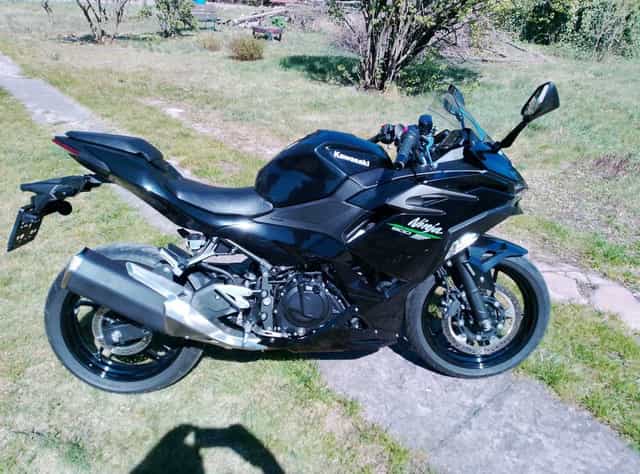 KAWASAKI NINJA 500 SE 2024r. Dość Niski Przebieg