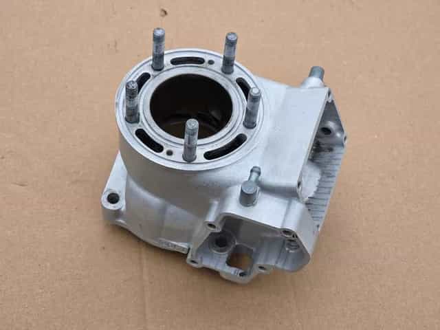 Cylinder Suzuki RM 125 r. 01-08 oem nicasil