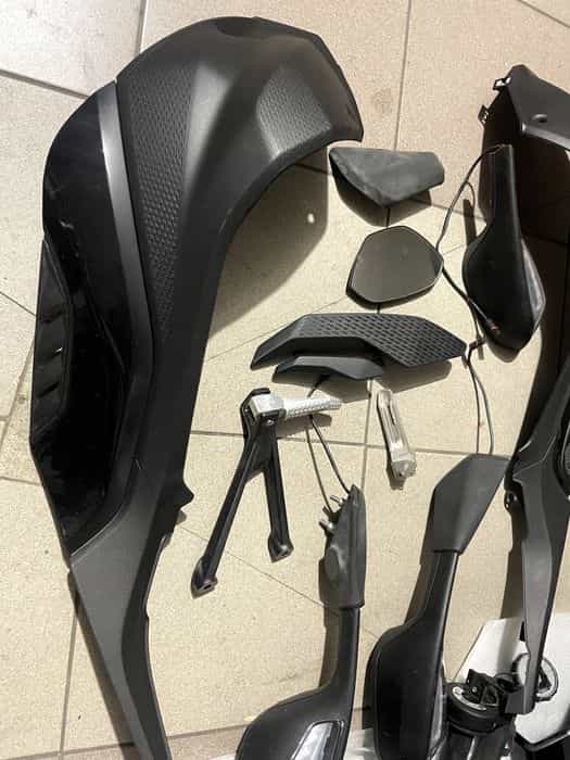 BMW S1000RR K67 20-24 CZESCI owiewka lampa bok zadupek s 1000 rr