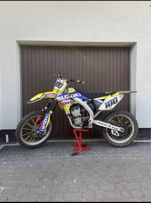 Suzuki RMZ 250  na wtrysku 2011r.