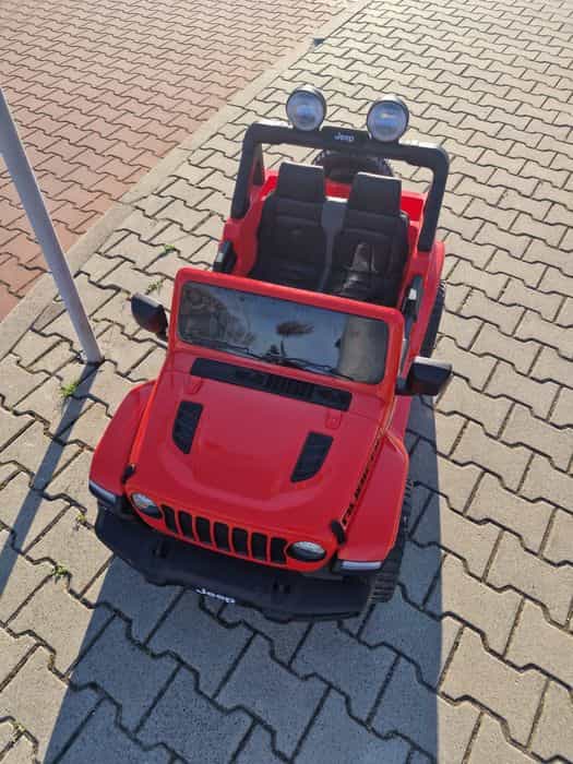 Jeep wrangler na akumulator