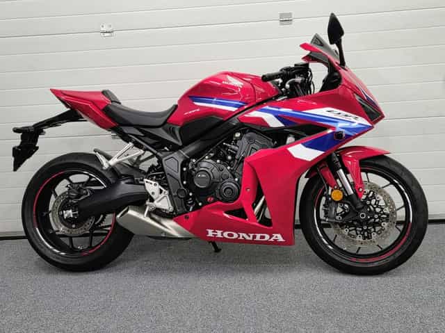 Honda CBR650R A2  35kW Quickshifter  rocznik 2025