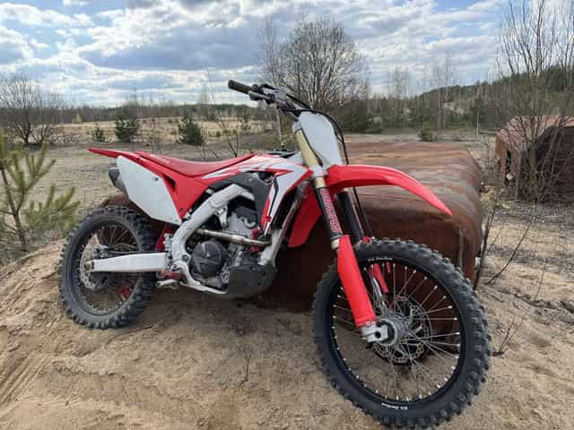 Honda CRF 250 R 2018 r. Wydech HGS 3 mapy zaplony. Rozrusznik