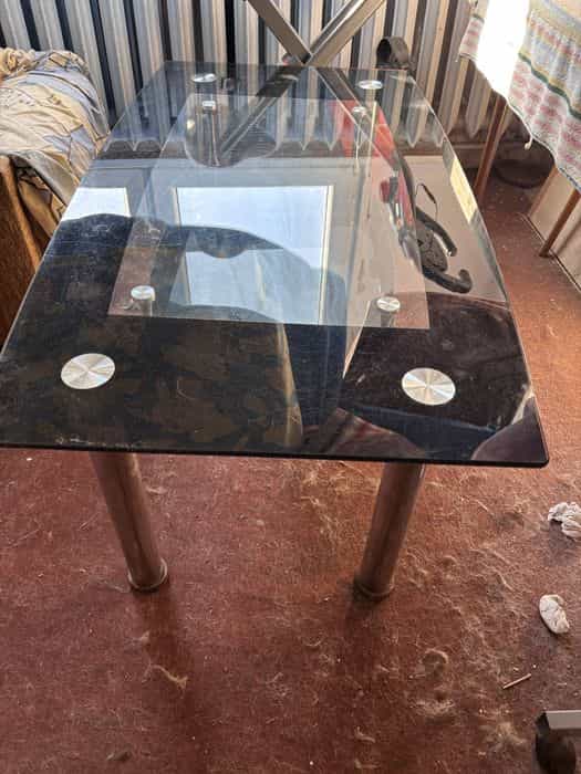 Stół kawowy szklany