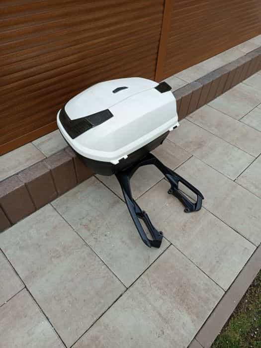 Kufer givi blade ze stelażem Yamaha fz8 Fazer