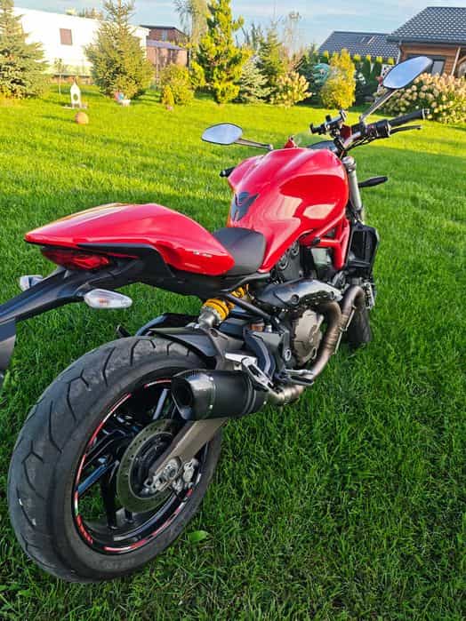 Ducati monster 821