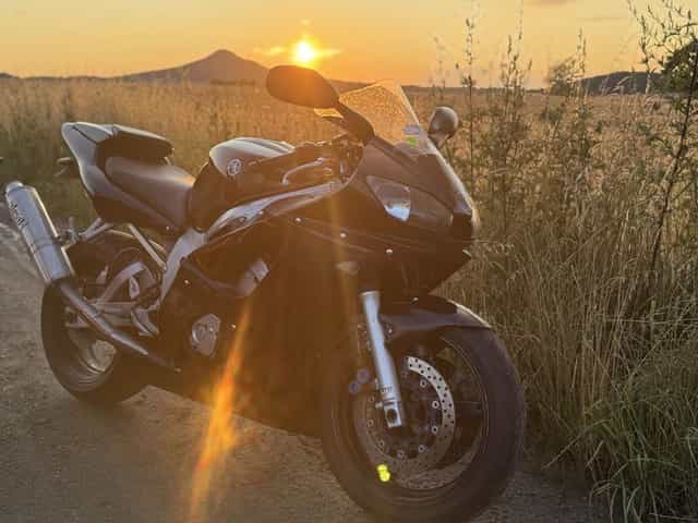 Sprzedam Yamahe R6 mozliwa zamina na ktm duke 390/125 z moja doplata