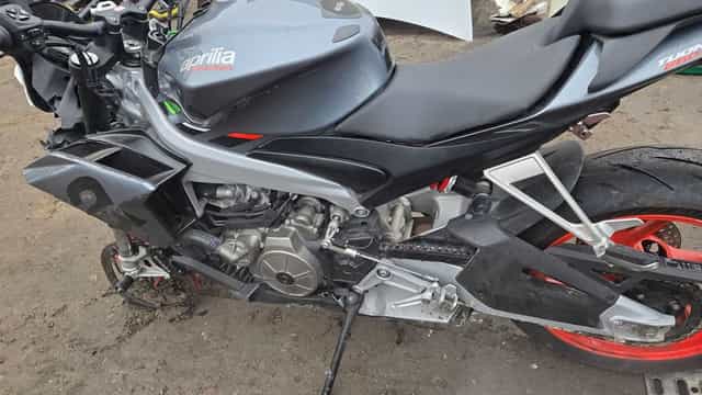 Aprilia rs 660 tuono rama 2023 rok