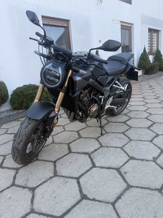 Honda  cb 650r  2024r .