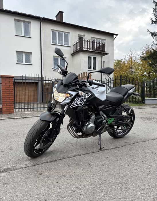 Motocykl Kawasaki z650