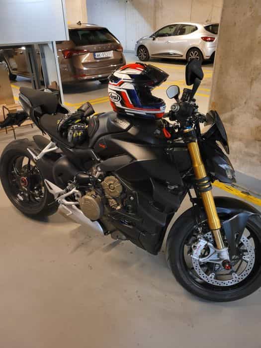 Ducati Streetfighter V4S