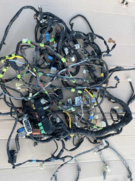 Suzuki jimny  1.5 DDIS  instalacja elektryczna czesci