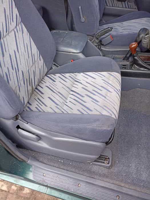 Toyota land cruiser 90 3drzwi fotel przedni prawy