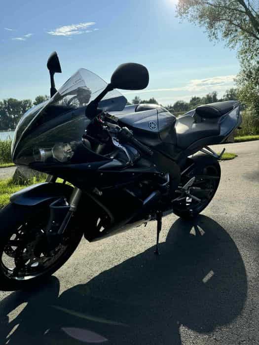 Yamaha r1 2007r pojemność silnika 1000 - ( 190km )
