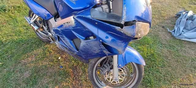Honda vfr800fi, całość na części