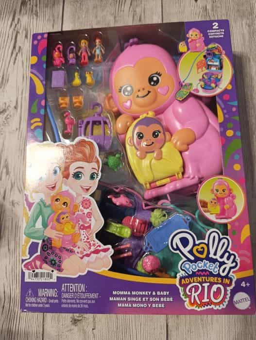 Polly Pocket Adventure on Rio