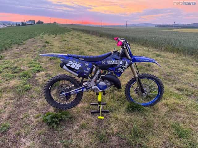 Yamaha YZ 125