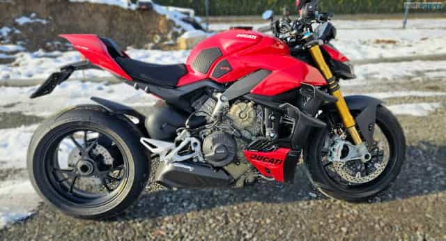 Ducati Streetfighter V4 S