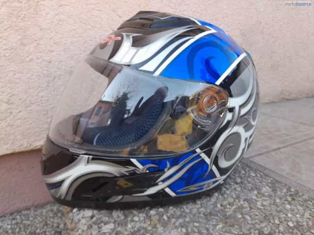 Přilby: Moto helma M, vel. M