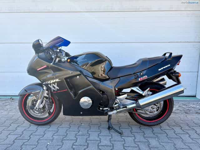 Honda CBR 1100 XX Super Blackbird